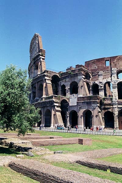 Colosseum (72 A.D.)
