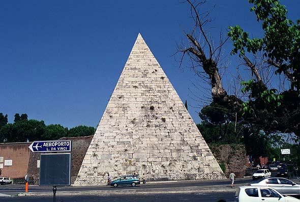 Piramide (Mausoleum of Caius Cestius) 12 B.C.