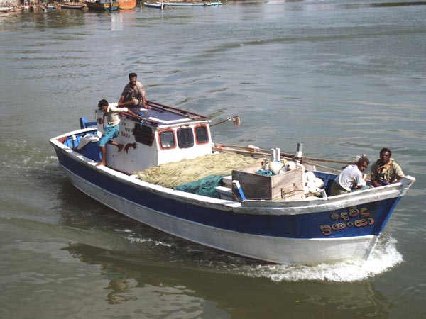 Fishermen heading out, Negombo