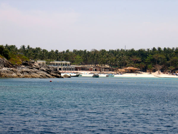Bungalow Bay on Racha Island (Ko Racha Yai)