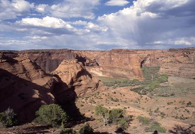 Canyon De Chelly.jpg