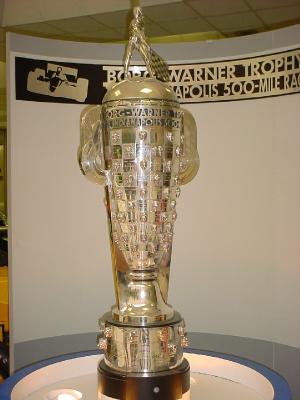 El trofeo de la INDY 500