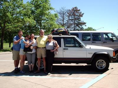 Salimos de viaje a NY en la Cherokee. Alla nos encontramos con Andy.