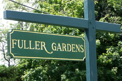 Fuller Gardens, North Hampton, NH, Summer 2004