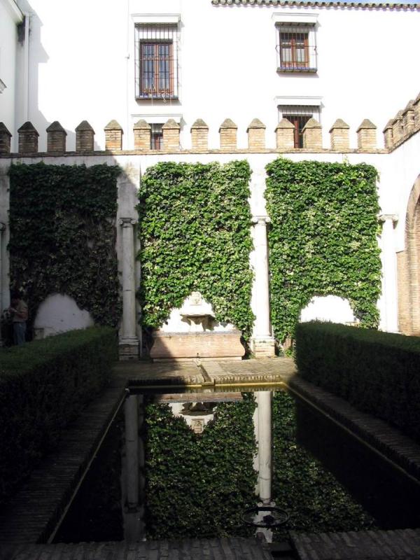144 alcazar1.jpg