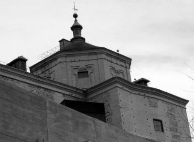 Alcazar,本来是清真寺,被基督徒们拉倒改作乐碉堡。如今是军事博物馆。