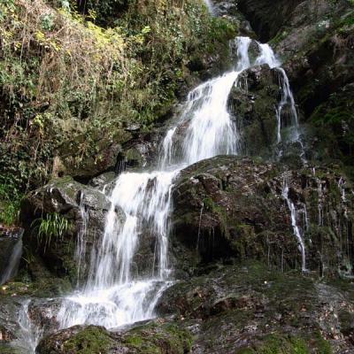 Shirataki Waterfall