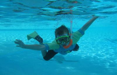 Snorkelling  *