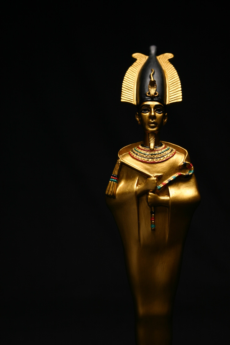 Statue 2 *