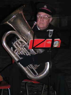 Musician at tree lighting ceremony in Sandwich