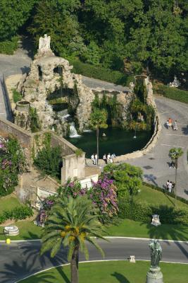 vatican grotto.jpg