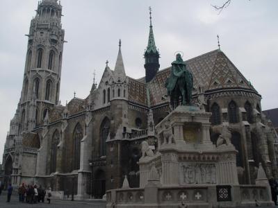 St. Stephen's statue & Matthias church