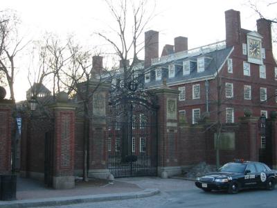 Harvard Universityj