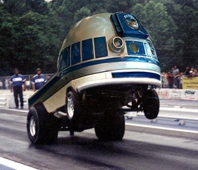 r2d2_wheelie.jpg