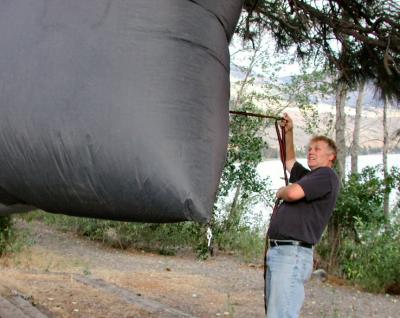 Tent flying