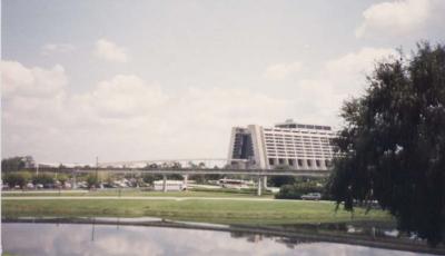 Contemporary Resort, 1994
