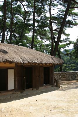 Banished King's Servant's Quarters