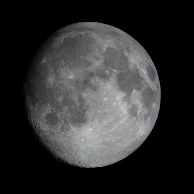 moon-14-feb-2003.JPG