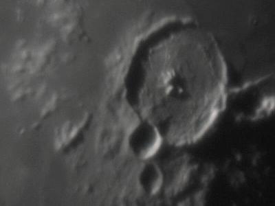 crater-gassendi-12-feb-2003.jpg