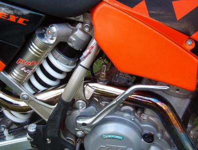 Air/Fuel Sensor Mounted to Header