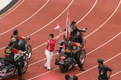 Harley Gang with the show's MC