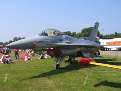 F-16