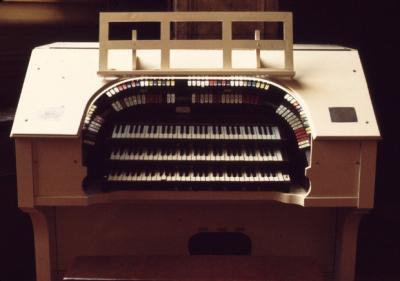 The Wurlitzer Organ Console-1977 View
