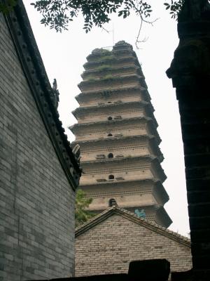 The Small Wild Goose Pagoda lost its top in an earthquake