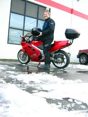 shuvit-and-snow.jpg