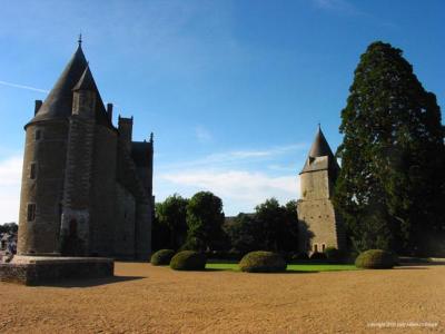 chateau, josselin