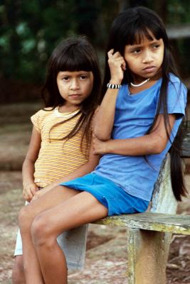 Two Girls, Amazonas