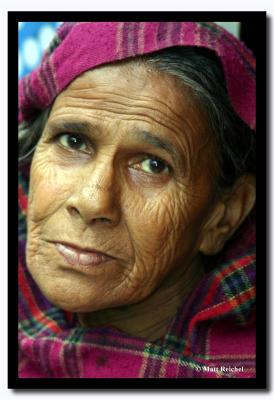 Woman in Purple, Darjeeling