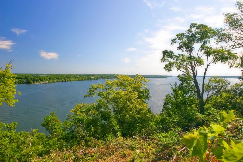 Bluffs4.jpg
