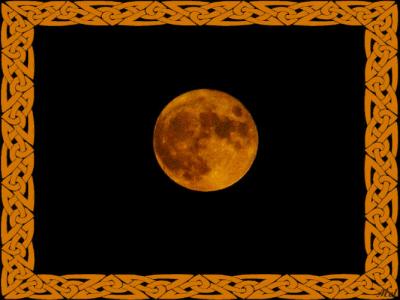 Mels Moon.jpg (700)