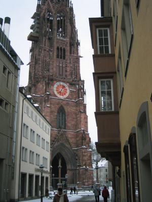 Freiburg_Turm_2.jpg