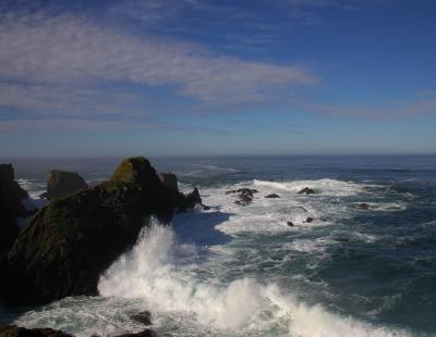 Waves crashing into shore