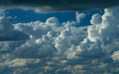 u38/ralphandkylie/medium/39327848.CumulusClouds.jpg
