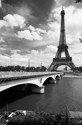 Tour Eiffel and Ina Bridge - GT1L2283 *