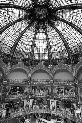 Les Galeries Lafayette - GT1L2450