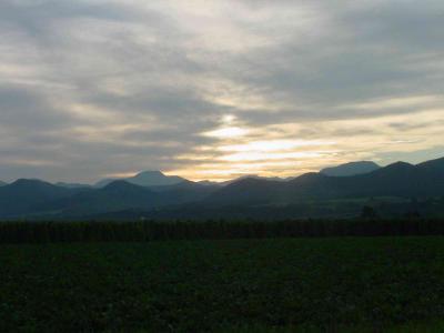 Rubeshibe mountains at dusk