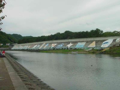 Taro fishing port's tsunami barrier (wall) - 田老町