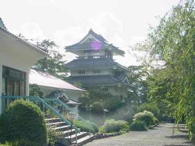 Sannohe-jo, a concrete refab castle