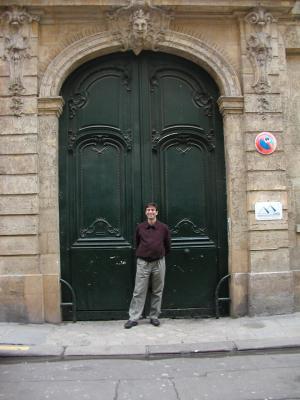 rich at building near notre dame