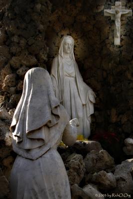 Statue of Virgin Mother