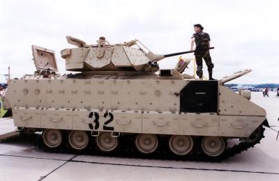 Bradley fighting vehicle.jpg