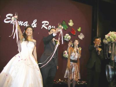 u38/royfung/medium/24963116.garyJ20.jpg