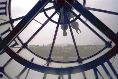 u38/rsub8/medium/32116828.insideclock.jpg