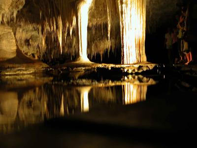 Suspended Table - Lake Cave, Margaret River