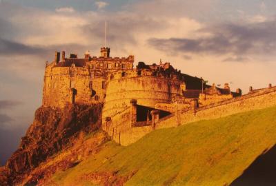 Pic of a Postcard - Edinburgh Castle