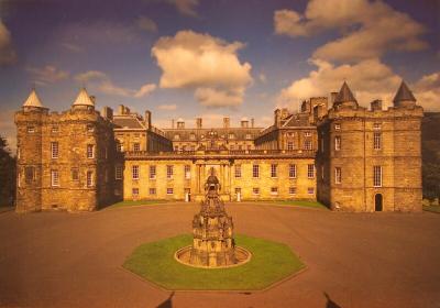 Postcard - Palace of Holyroodhouse, West front and Forecourt
